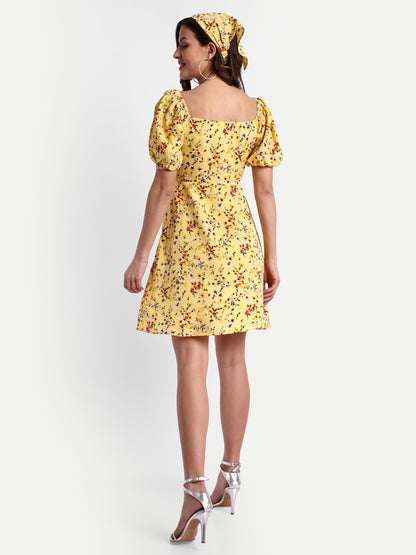 Essque Yellow Floral Print Sweetheart Neck Empire Dress