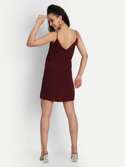 Essque Women Maroon Solid V-Neck Slip Dress - Essque Attire With Attitude